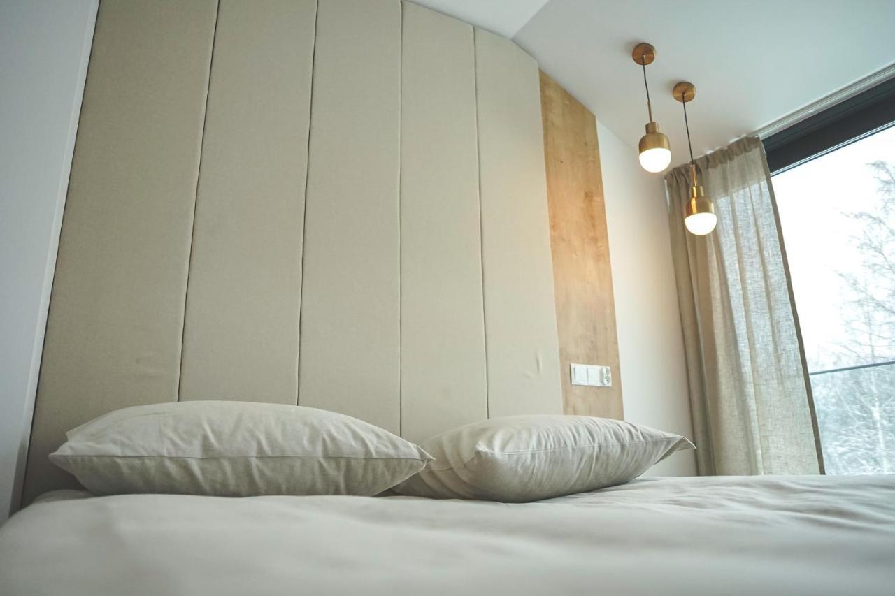 Szklane Lniane Hotel Korczyna  Екстериор снимка