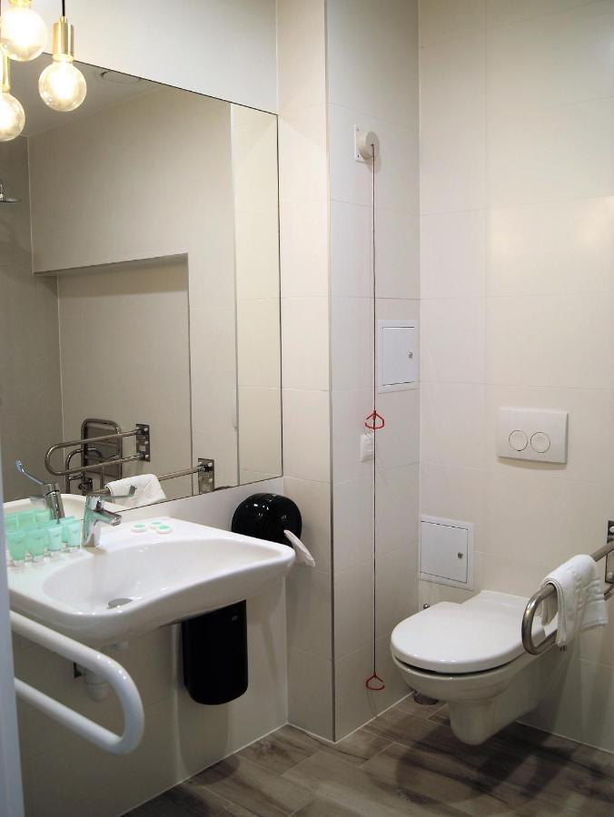 Szklane Lniane Hotel Korczyna  Екстериор снимка